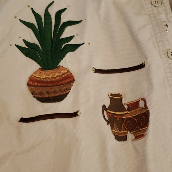 Cream colored with Southwest Appliques / Bling Button Down Shirt L. long sleeved - Picture 3 of 6